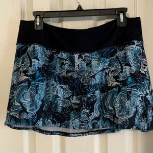 Lululemon running skirt size 10, like new!